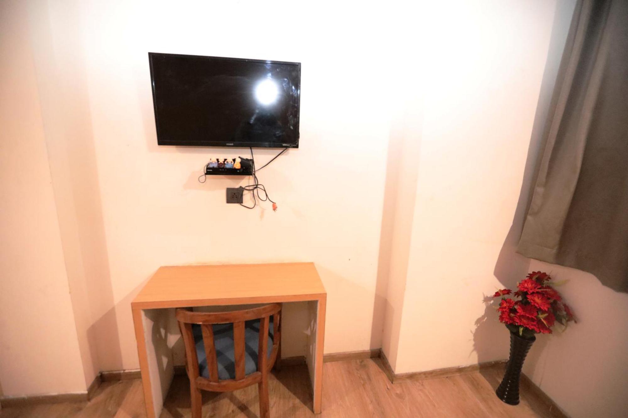 Hotel Noida Grand Sec 58 Bagian luar foto