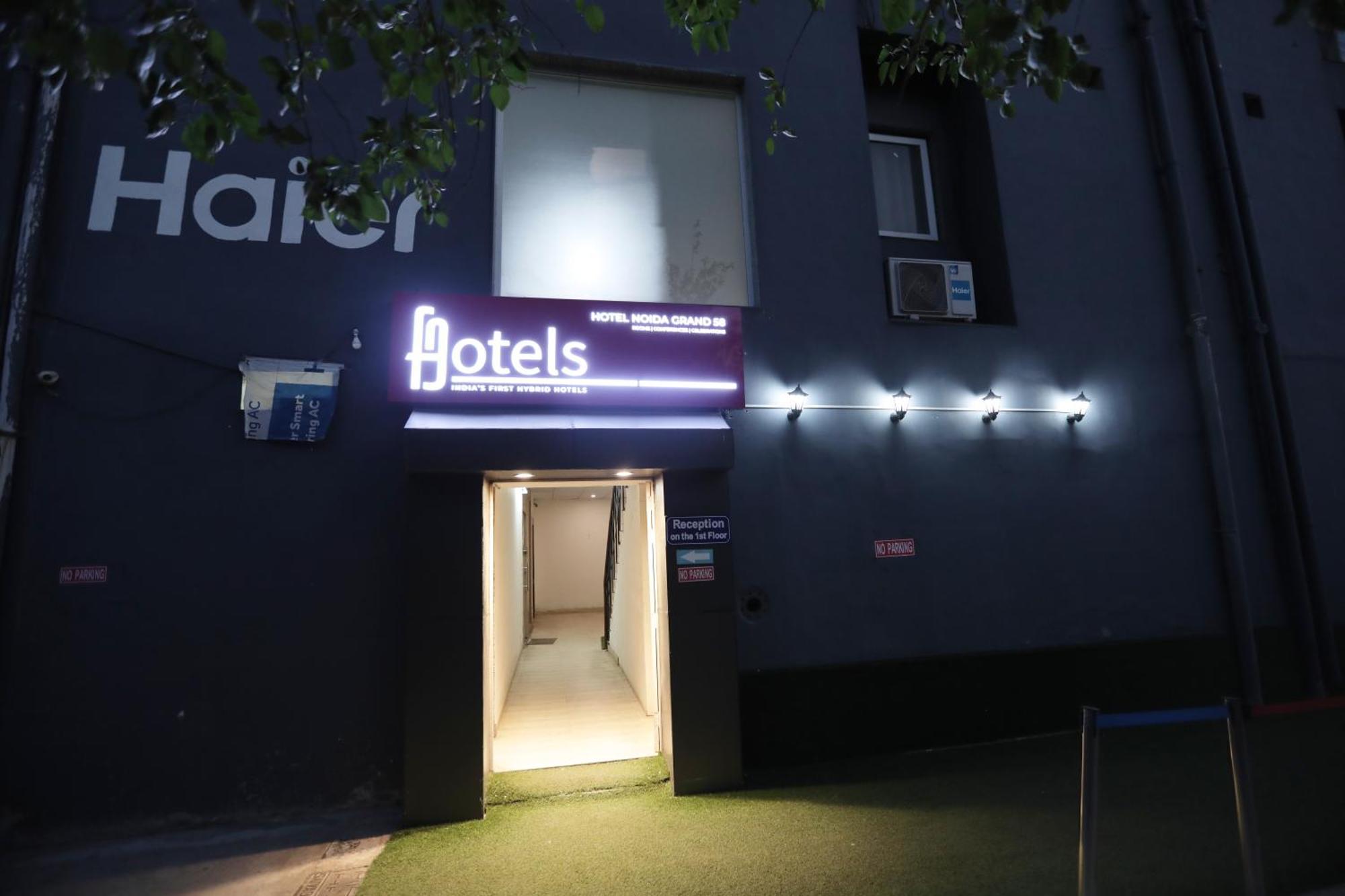 Hotel Noida Grand Sec 58 Bagian luar foto
